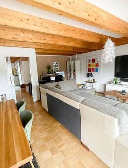 Schöne Eigentumswohnung mit Hauscharakter und großzügiger Raumaufteilung in Weitramsdorf - Weitramsdorf