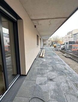 Erstbezug! 2-Zi Neubauwohnung mit Balkon ~ Stadtnah ~ TG-Stellplatz ~ Aufzug uvm. - Fürth