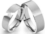 Elegant Edelstahlringe E013 mit Zirkonia und Gravur - Aholming