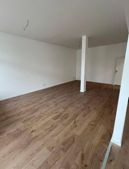 Moderne frisch sanierte 4 Zimmerwohnung 139 m² - Bernburg (Saale)