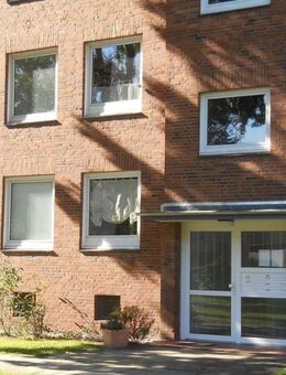 Frisch renovierte 3 Zimmer Wohnung in Hamburg Rahlstedt - Hamburg