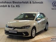 VW Polo, 1.0 TSI Life APP SZH, Jahr 2023 - Wedel