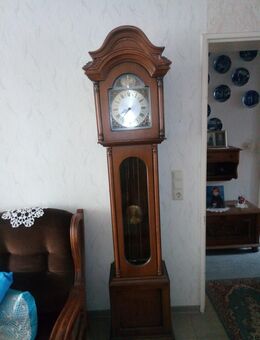 Standuhr von Hertz - Brühl (Nordrhein-Westfalen)