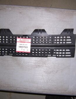 MB657563 Lüftungsdüse vorn links Mitsubishi Pajero V20 - Hannover Vahrenwald-List