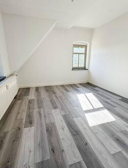 Schicke 3-Raum-Wohnung am Markt in Schwarzenberg! - Schwarzenberg (Erzgebirge)