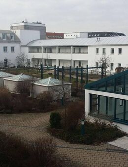 Paket aus 2 Wohnungen und 2 Tiefgargenplätzen: Selbstnutzung & Anlage in einem an der Elsterpassage direkt vom Eigentümer und ohne Provision - Leipzig