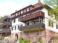 Familien willkommen! Großzügige 4-Zi.-Wohnung mit Balkon mit Blick ins Grüne - Neuenbürg