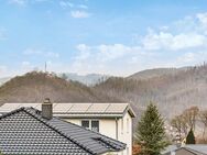 Provisionsfrei - Vermietete Eigentumswohnung mit sonnigem Balkon, wunderschönem Blick und Stellplatz - Bad Lauterberg (Harz)