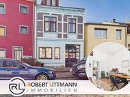 Zwei Generationen unter einem Dach - Stilvolles Zweifamilienhaus mit Garten in Bremen-Gröpelingen - Bremen