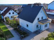 Erstbezug nach Renovierung Zweifamilienhaus in Leonberg, Maxhütte-Haidhof - Maxhütte-Haidhof