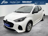 Mazda 2, 1.5 L VVT-i Hybrid HYB 116 e CENTRE-LINE Verk Zeichenerk Fernlicht AA, Jahr 2022 - Düsseldorf