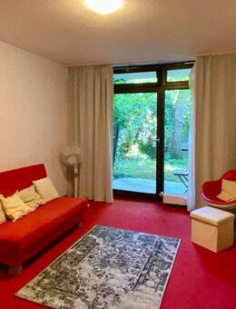Möblierte 1-Zimmer-Wohnung mit Garten - München
