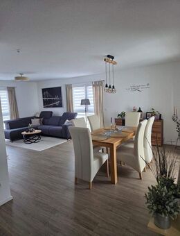 Stilvolle 3-Zimmer Wohnung mit Balkon in Bischofsheim - Bischofsheim