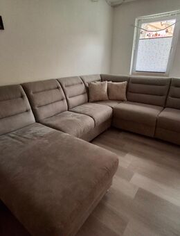 Verkaufe Sofa mit Relaxfunktion - Kassel Fasanenhof