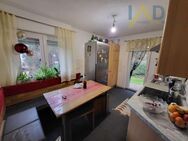 Wohnen und Vermieten: Einfamilienhaus mit Einliegerwohnung in Reutlingen-Bronnweiler - Reutlingen