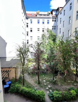 Saniert & bezugsfrei: 3-Zimmer mit Balkon - Berlin