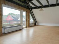 Dachgeschoßwohnung für max. 2 PERSON, mit kleiner Dachterrasse und Balkon in ruhiger Wohnlage! - Ludwigshafen (Rhein)