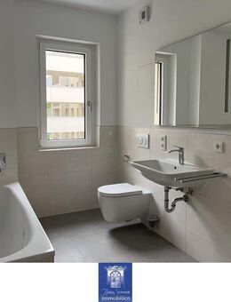Wohlfühlwohnung an der Elbe, hochwertig und modern im Erstbezug! Großer Balkon! - Dresden