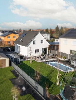 Neuwertiges Eigenheim in ruhiger Ortsrandlage - Nauen