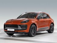 Porsche Macan, T Sport Chrono Paket Tempostat, Jahr 2023 - Stuttgart