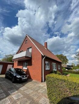 !! Dachgeschosswohnung mit Balkon am Untenende !! - Papenburg