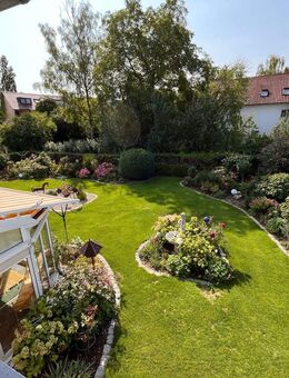 4,5-Zi.Whg. mit 30qm idyllischem Dachgarten im Rgbger Süden - Regensburg