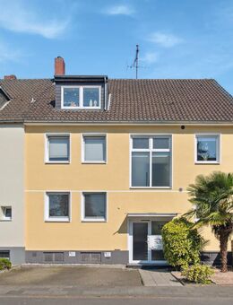 Exklusive 3 Zimmer Erdgeschosswohnung mit Garten, Terrasse und Stellplatz. - Köln