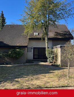 Idyllisches Einfamilienhaus mit Einliegerwohnung in Hiddenhausen - Hiddenhausen