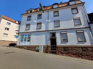 7-Familienhaus mit vermieteter Gewerbeeinheit - Pirmasens