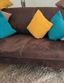 2 Sofas in Wildlederoptik, Federkern & pflegeleicht in 34311