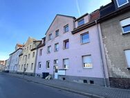 Attraktives Mehrfamilienhaus in Bitterfeld - 8 Wohneinheiten mit Potenzial für Mietsteigerungen - Bitterfeld-Wolfen
