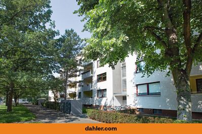 In beliebter Lage: Schöne Vier-Zimmer-Wohnung nahe der Leinemasch
