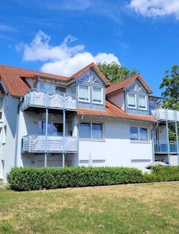 *Ihr neues Zuhause wartet auf Sie* 3,5 Zimmer EG-Wohnung in Hüfingen mit Balkon und Garage - Hüfingen