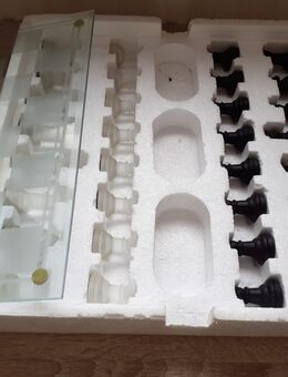 Schachspiel aus Glas - Bad Brückenau