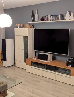 Schöne 2 Zimmer Wohnung mit Balkon inkl. Tiefgaragenstellplatz - Neu-Anspach - Neu Anspach