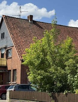 Traditionelles Wohnhaus mit einem großen, sonnigen Grundstück in Haste - Haste