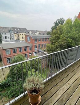 Exklusiv, zentrumsnah und verkehrsgünstig - Echtholzparkett - EBK - Chemnitz