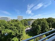 Rarität in München-Bogenhausen: Helle 4-Zimmer-Wohnung mit Einlieger-Apartment im Cosimapark - München