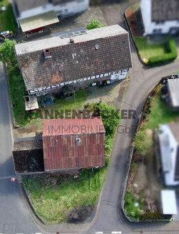 Charmantes Bauernhaus mit großer Scheune - ideal für Handwerker mit Herz fürs Detail - Berod (Hachenburg)