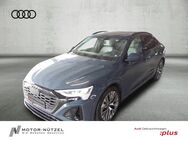 Audi Q8, Sportback 55 qu D °, Jahr 2023 - Hof