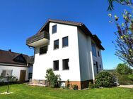 Großes freistehendes Zweifamilienhaus mit 8 Zimmern in angenehmer und naturnaher Lage von Langenzenn (unsere Objektnummer: 03CK0125) - Langenzenn