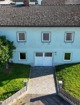 Modernisierter Bungalow mit Werkstattgarage und Wellnessbereich - ruhig wohnen in Hochburg-Ach - Burghausen