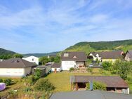 Ihre neue Existenz im Moseltal - Idyllische Lage bei Cochem/Mosel - Großzügiges Anwesen mit variablen Nutzungsmöglichkeiten - Ellenz-Poltersdorf