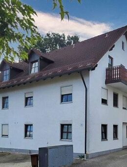 Wohnhaus mit 6 Wohneinheiten ( 3 Einheiten je Haushälfte), 4 Garagenplätze und 4 PKW-Stellplätze - Hettenshausen