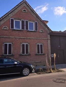 Charmantes Einfamilienhaus mit Anbau, Scheune und großem Garten in Haßloch - Haßloch