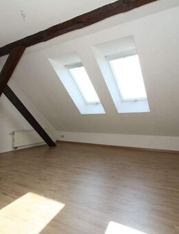 Renovierte 3 Raum Dachgeschosswohnung in der westlichen Innenstadt! - Görlitz