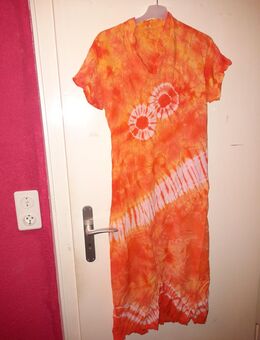 knielanges orangenes Sommerkleid - Nürnberg