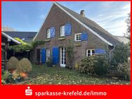 Bauernhaus mit Scheune aus dem 18. Jahrhundert - Nettetal