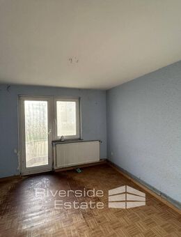 Renovierungsbedürftige 2 Zimmer-Wohnung mit Balkon im Hochparterre - Delmenhorst