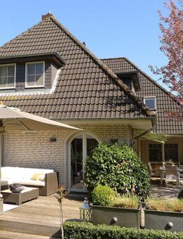 Wyk: Großes und gepflegtes Wohnhaus in ruhiger Waldrandlage bietet viele Nutzungsmöglichkeiten! - Wyk (Föhr)